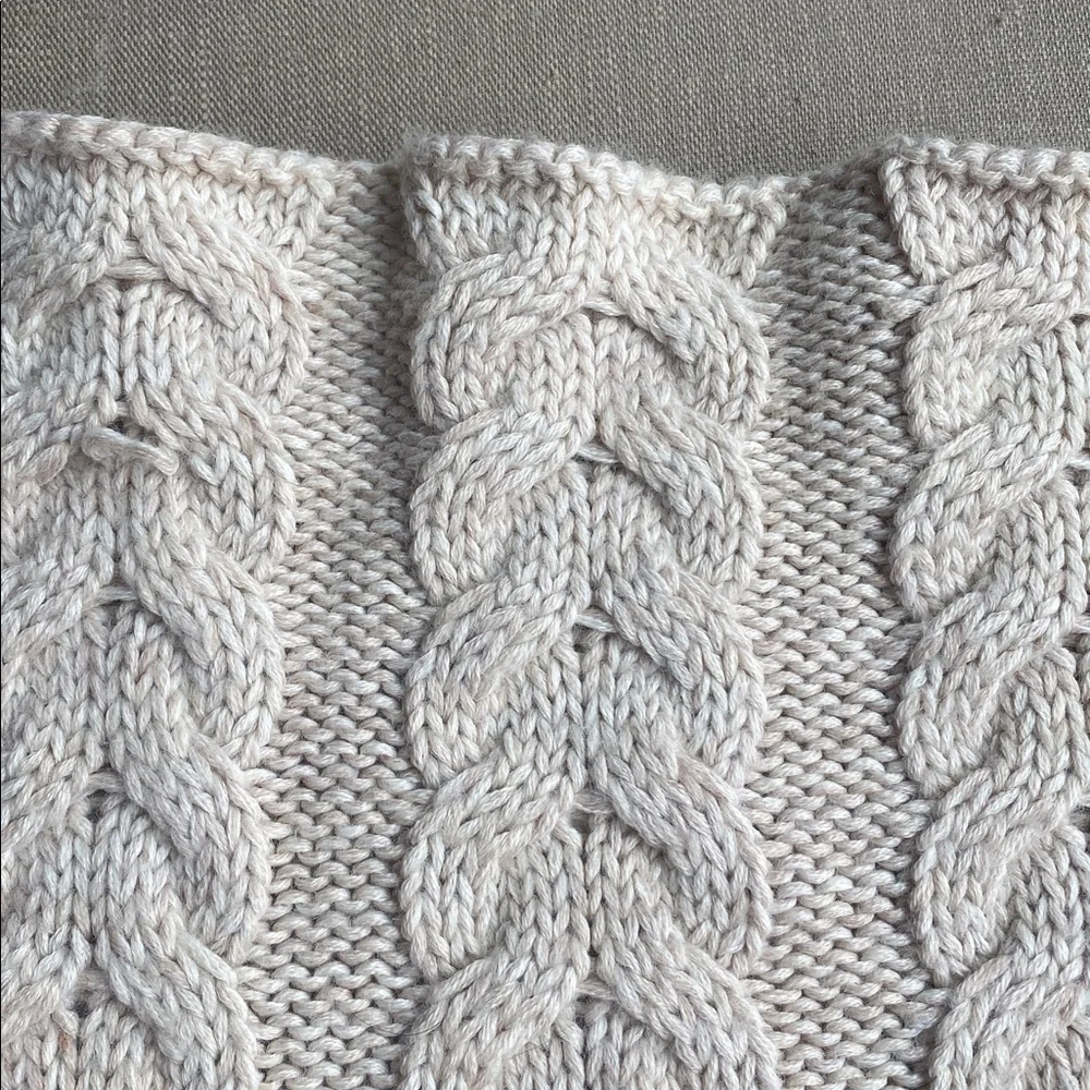 Cable Knit Infinity Scarf Oatmeal Beige - Picture 5 of 9